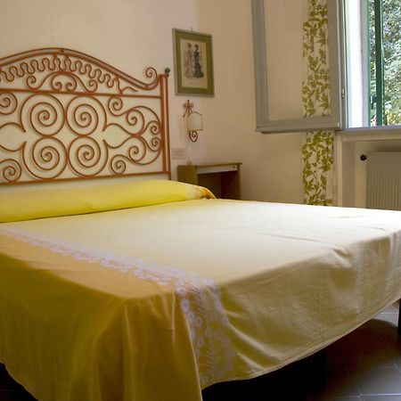 Hotel Giardino Degli Ulivi Сан-Феліче-Чирчео Екстер'єр фото
