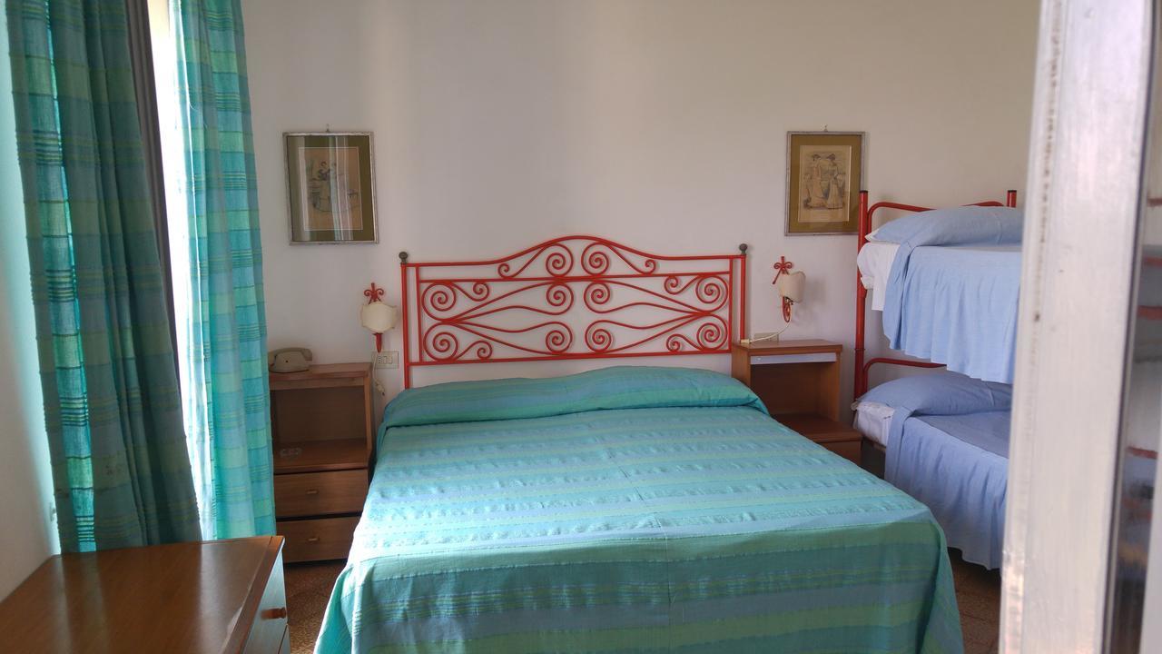 Hotel Giardino Degli Ulivi Сан-Феліче-Чирчео Екстер'єр фото